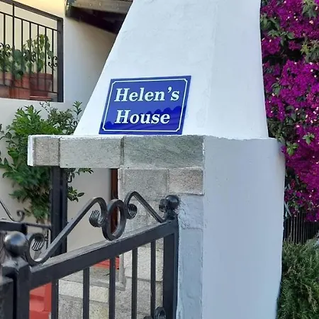 Helen's House * Pefkochori